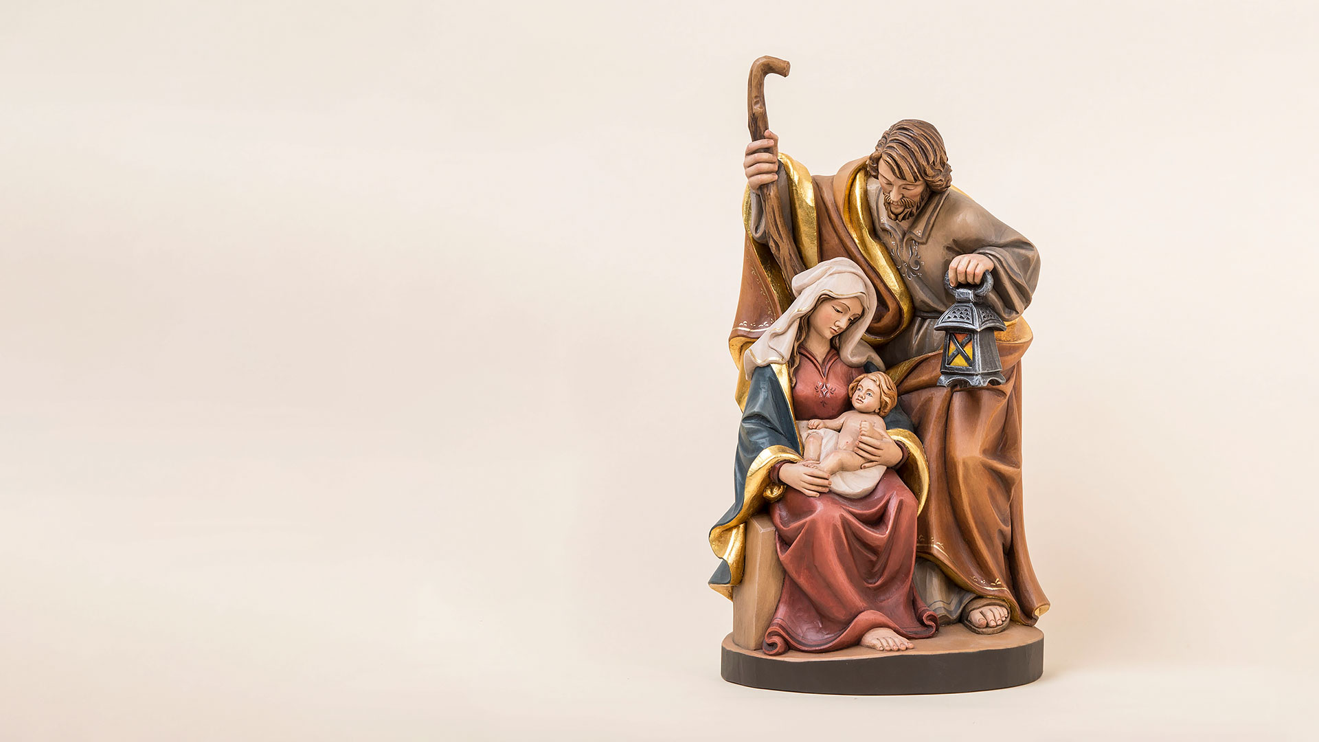 Holy Family modern two pieces, Group nativities, wood carving, 32 cm,  Colored, acquisto sculture in legno