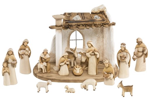 Set 15 pieces with Oriental Holy Family stable